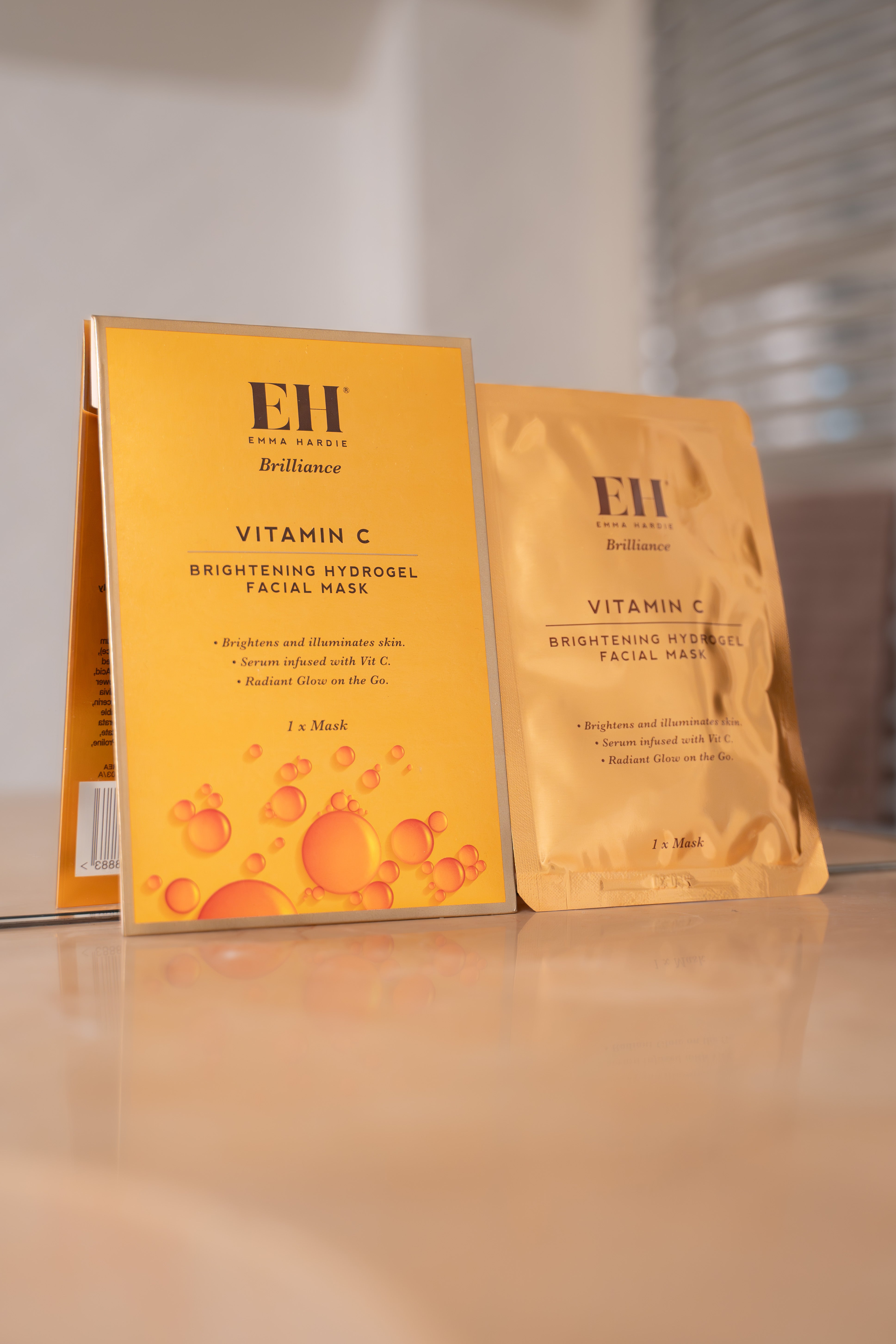 Vitamin C Brightening Hydrogel Facial Mask
