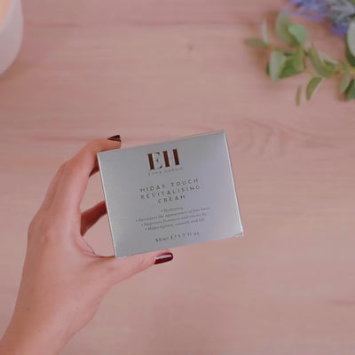 Midas Touch Revitalising Cream unboxing.